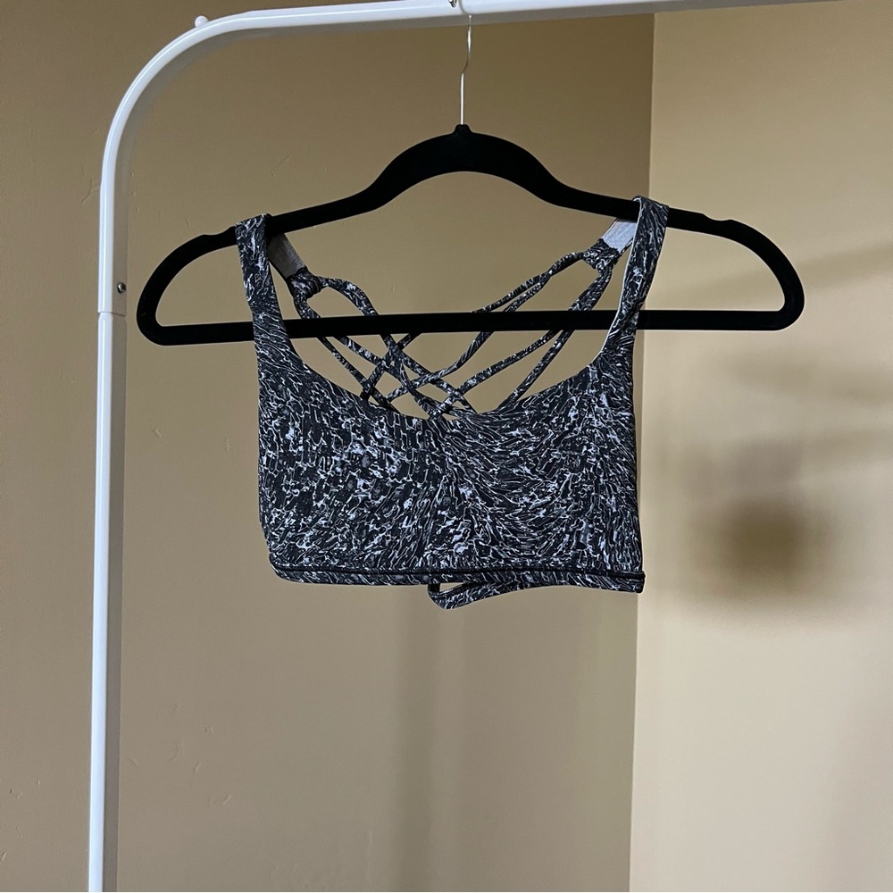 Lululemon bra